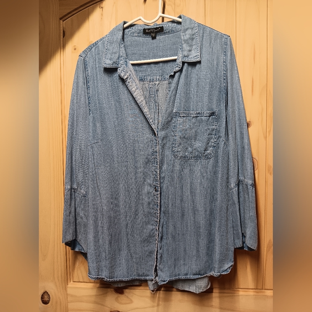 Velvet Heart  Blouse EUC